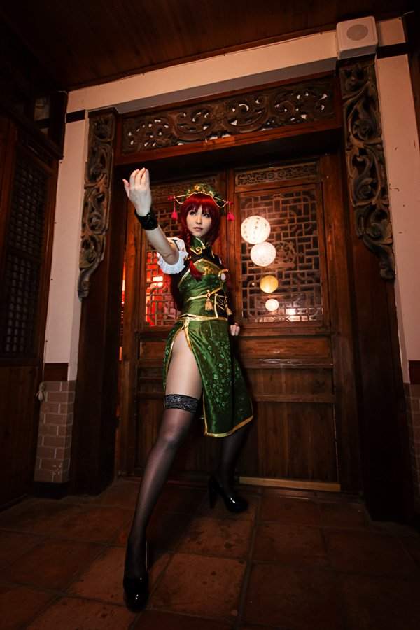 《2B性感蜜大腿》超美かさね诠释尼尔自动人形