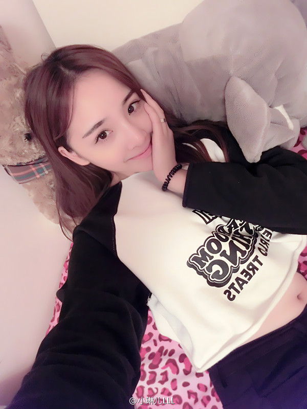 美女 图片