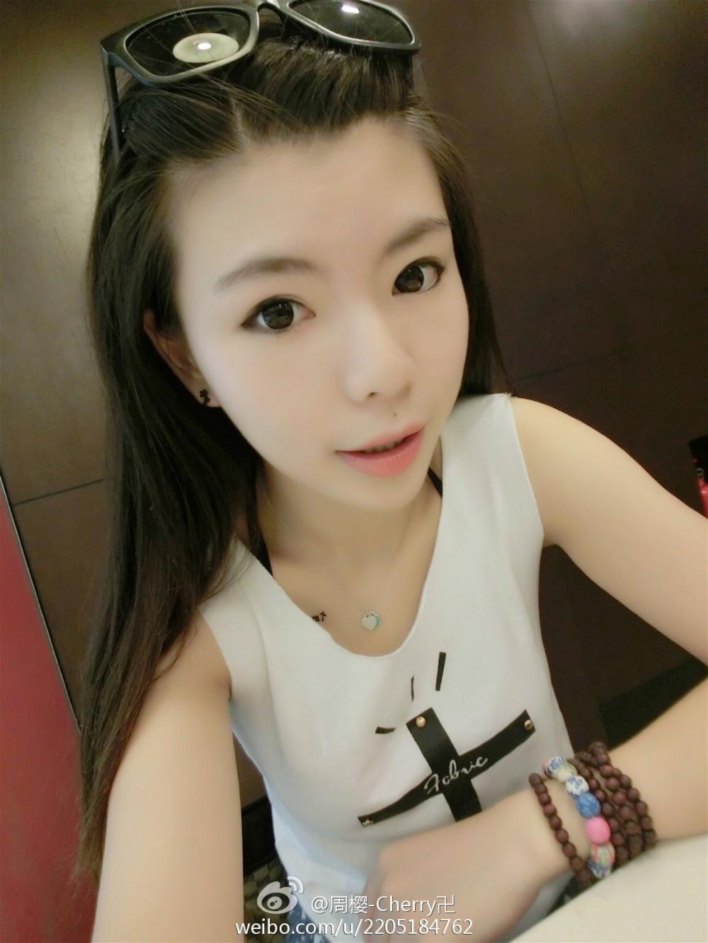 性感阿悄图片