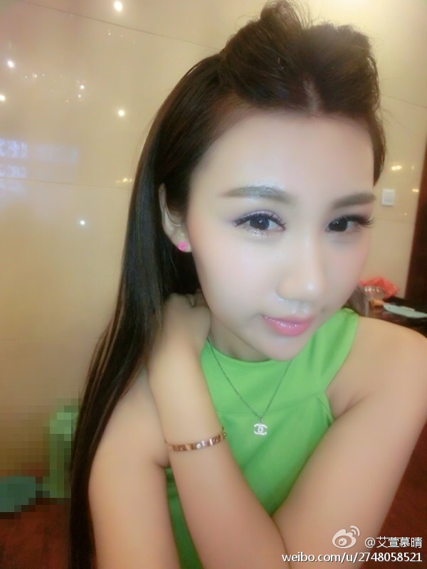 丝袜美女高清手机图片