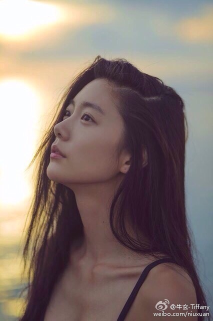 性感美女侧脸唯美照