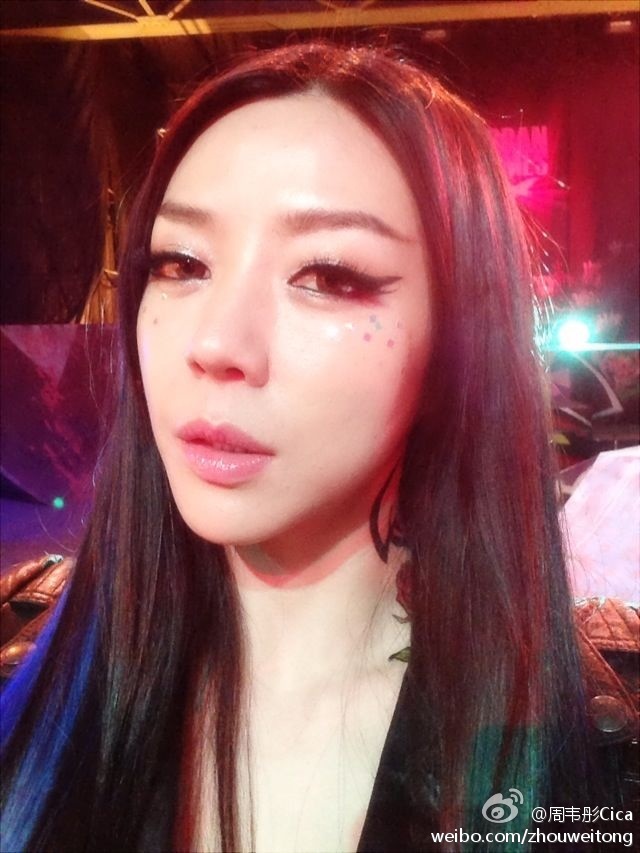 周韦彤Cica