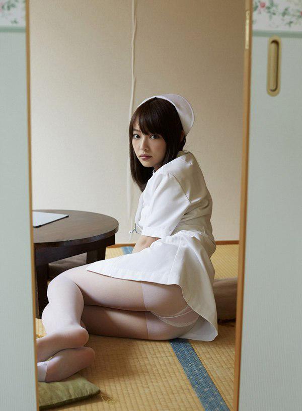 性感美女激情持枪