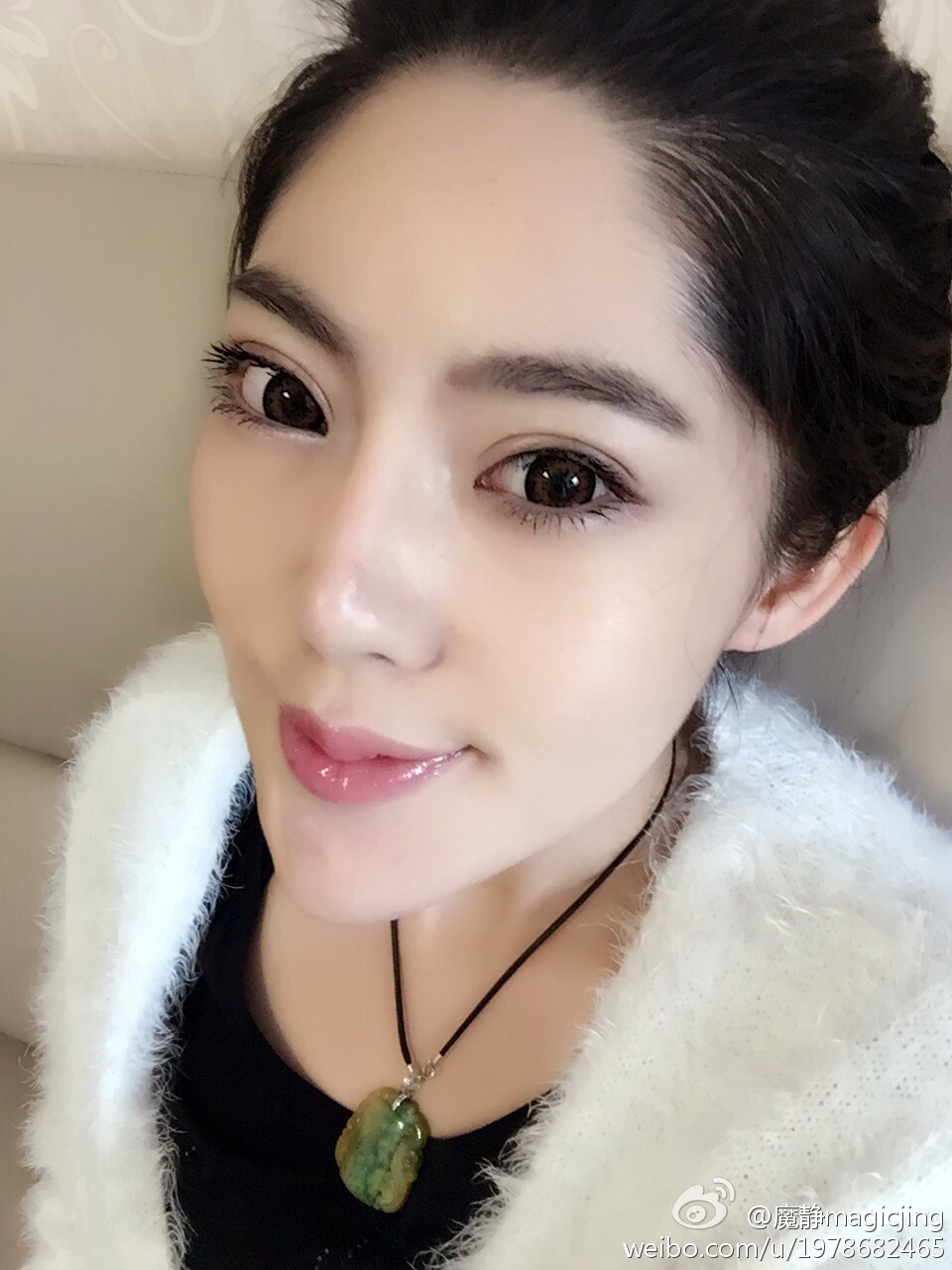 网络美女何静