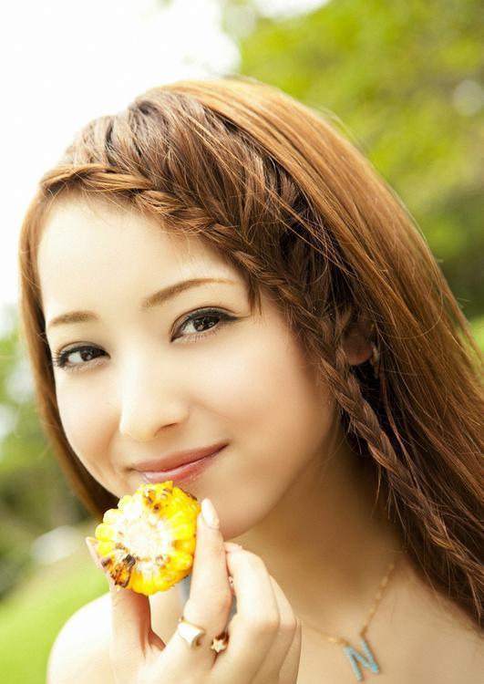 温婉前凸图片唯美日本最美脸蛋佐佐木希壁纸风大片丰腴白嫩玉体唯美写真