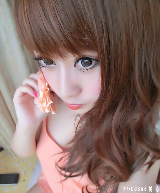 可爱美女大学生美女陈巧蓓粉嫩清纯自拍组图
