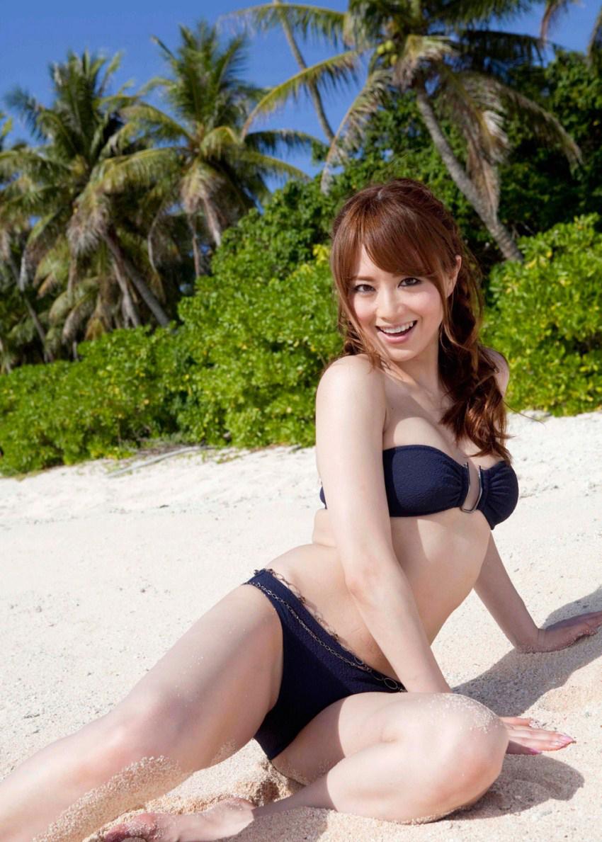 美女正面骨感图片吉沢明歩美形S級女体惹火
