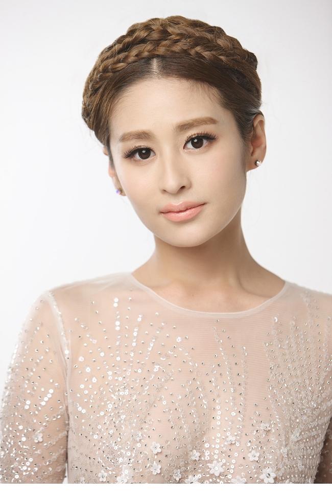 颖儿唯美朦胧透视白裙清纯诱人个人艺术照摄影
