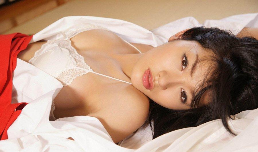 优美高清日系木下柚花展露撩人身段