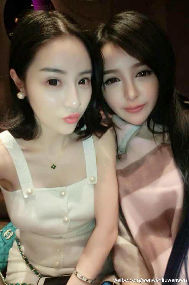 电脑偷看女白领洗澡