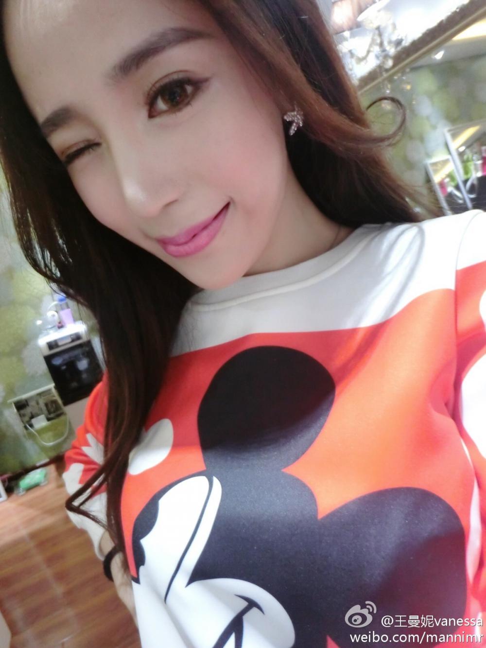 女同湖边野战门事件完整照片