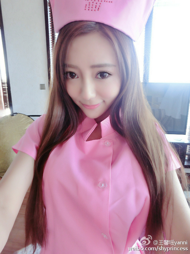 美女主播王馨瑶yanni护士制服诱惑