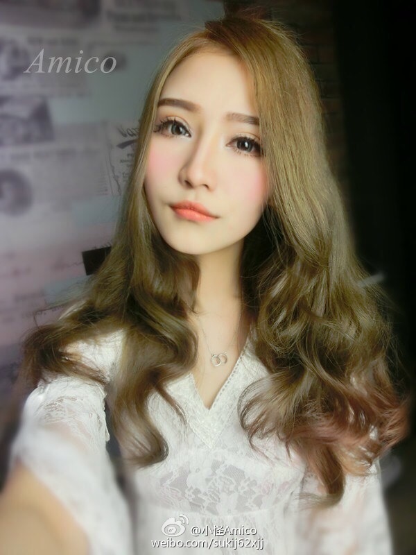 动漫美女比基尼
