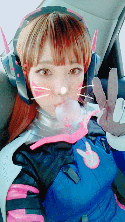 《守望先锋》D.Va紧身衣美女高还原Cosplay