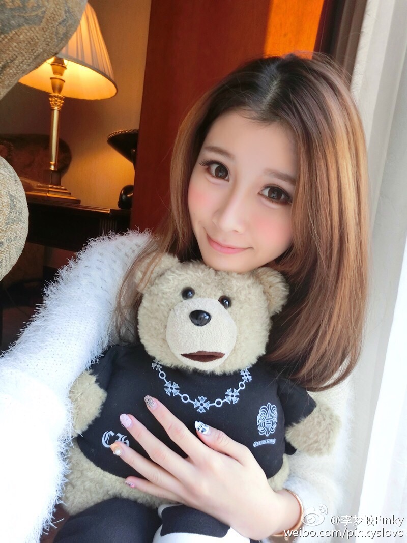 90后小嫩妹实拍
