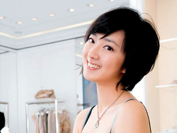 时尚百搭女王桂纶镁平面写真