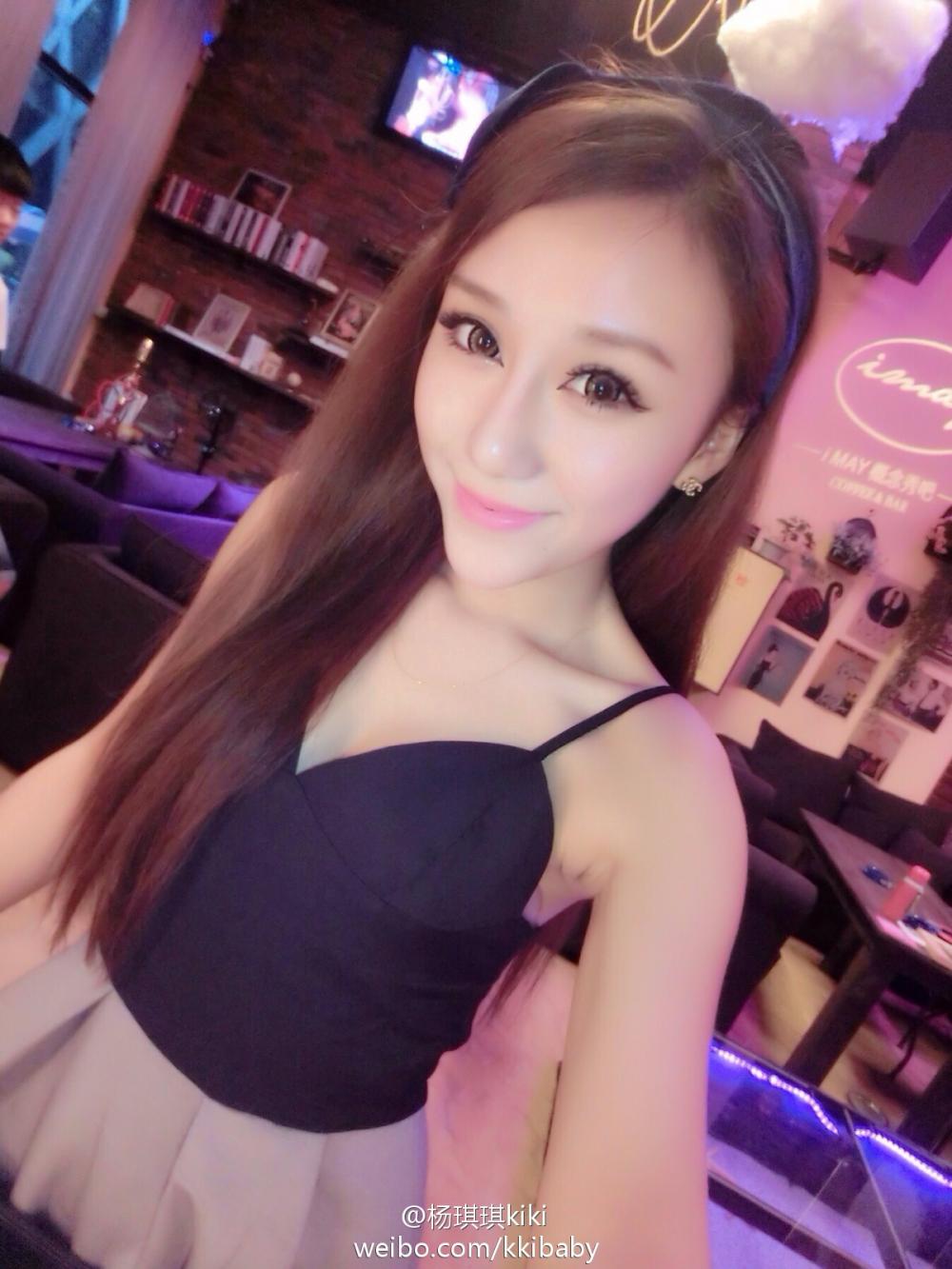 美女护士服