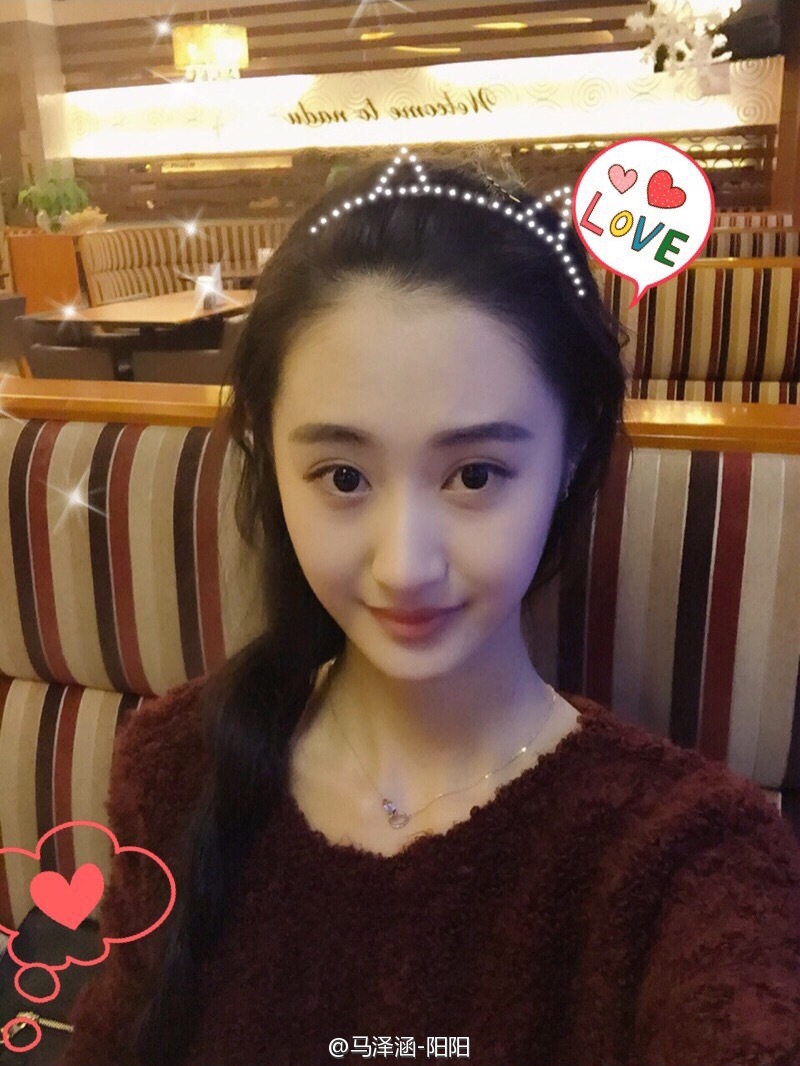 美女丝袜自慰图片