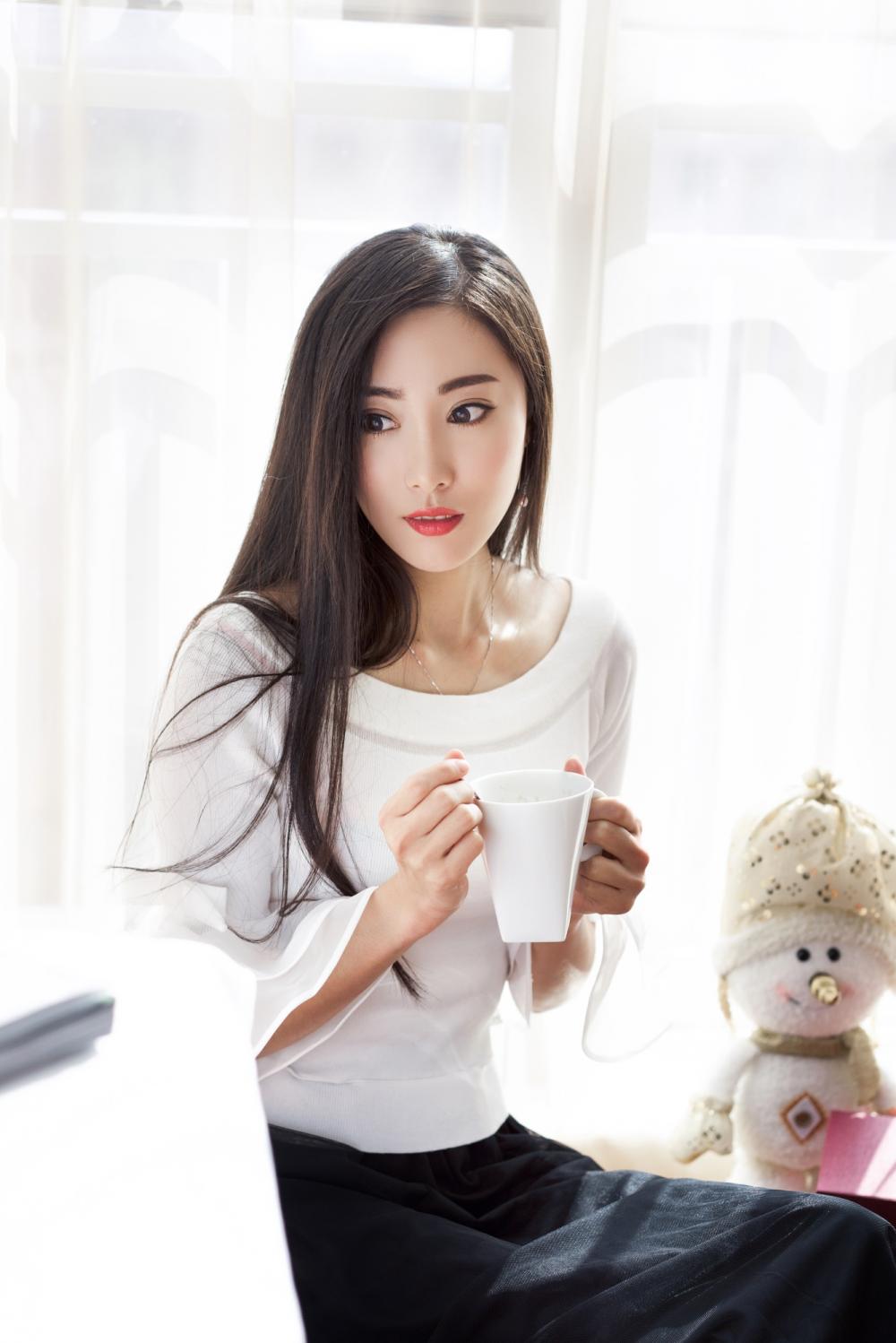 女神颖儿唯美写真 美出新高度!