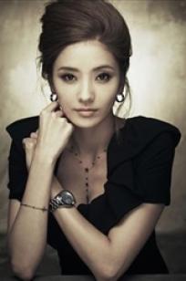 韩彩英