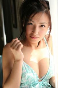 石井めぐる