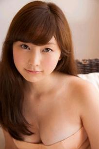 尾岛知佳