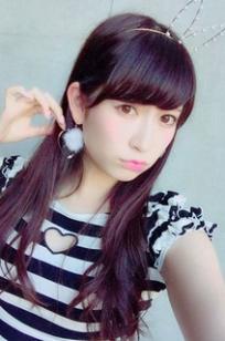 吉田朱里