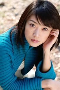 七生奈央