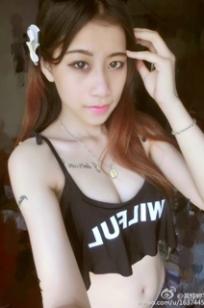 黄炜婷Tina