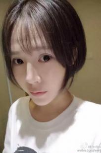 Evelyn艾莉