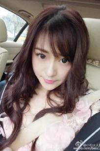 小包大人Bess