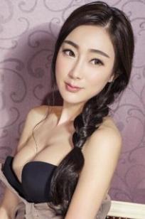 克拉女神依依