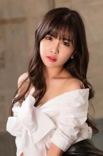 李海伦
