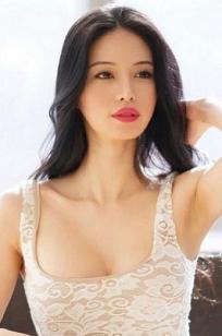 Emily Minju Lee
