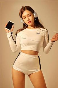 韩国正妹Jin Jin 紧身运动服性感火爆