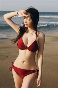 护理师晒比基尼！网友盛赞「欧派版佐佐木希」